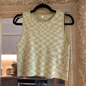 Green and white checkered/houndstooth knit tank